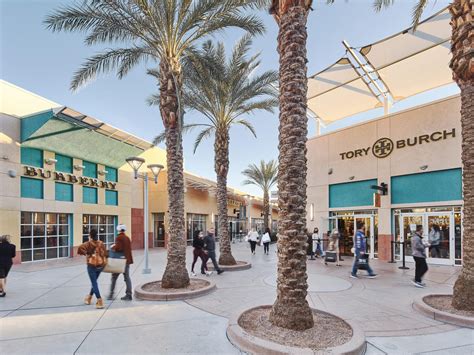 factory outlet in las vegas.